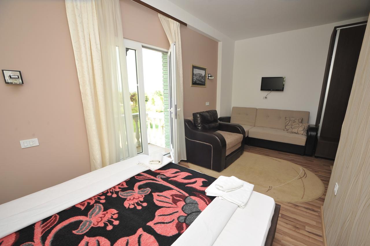 Hotel Zeleni Vir Ni المظهر الخارجي الصورة