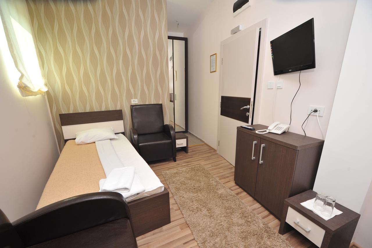 Hotel Zeleni Vir Ni المظهر الخارجي الصورة